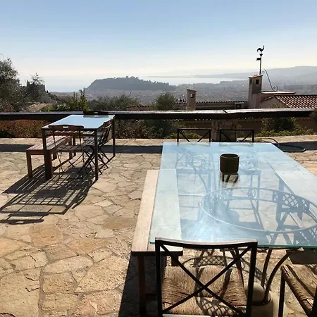 Loucisa Piscine Vue 8 24 Couchages