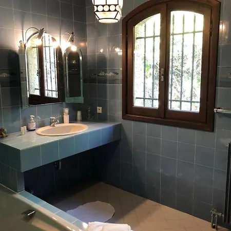 Villa Loucisa Piscine Vue 8 24 Couchages Nizza